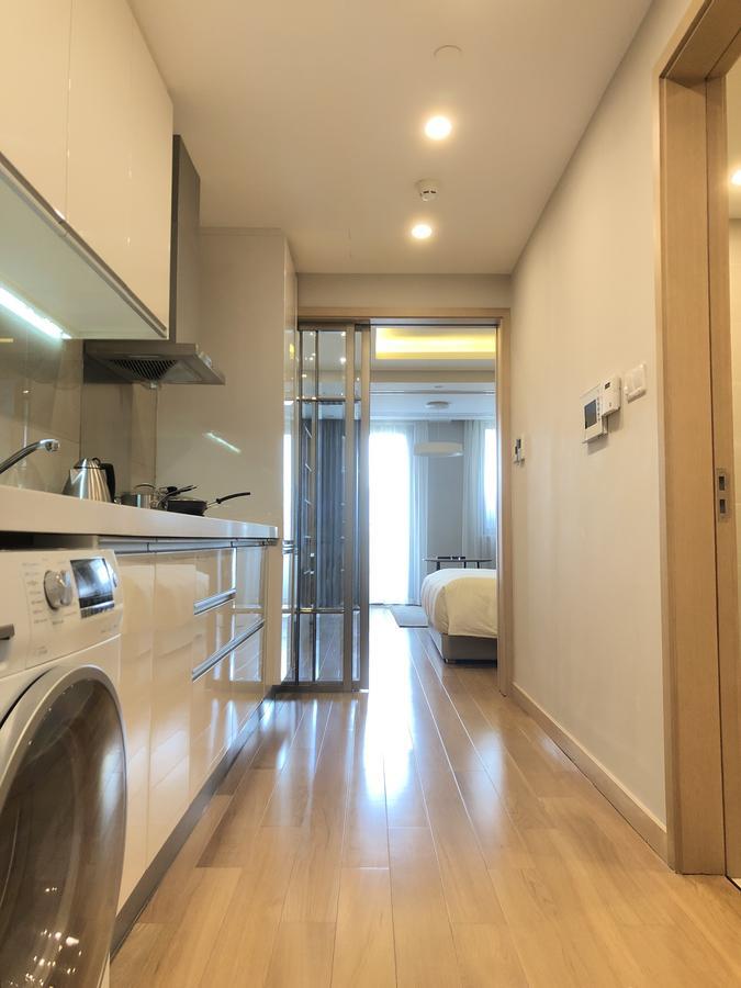 One Sunland Serviced Managed By Lanson Place Apartment